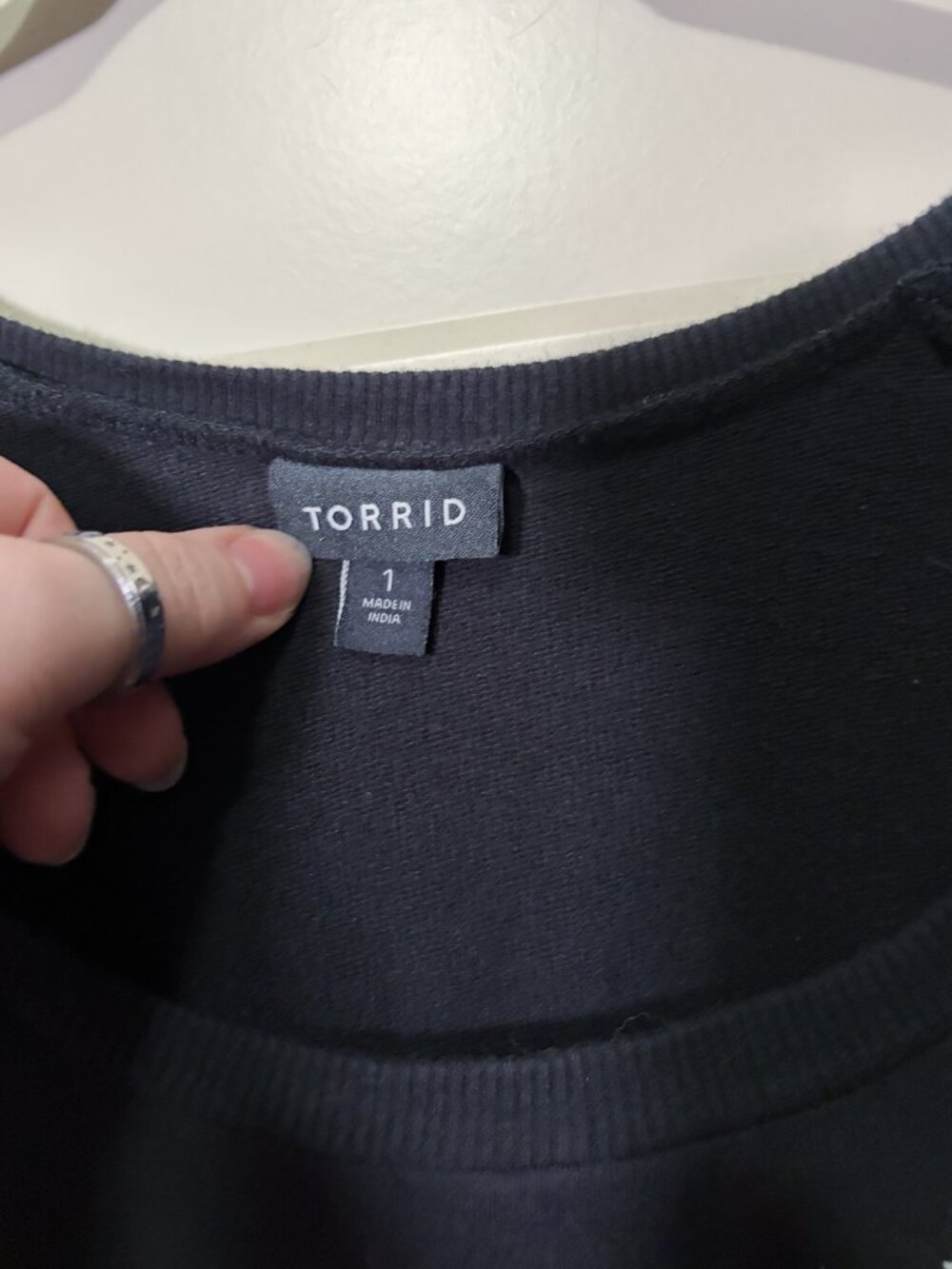 Torrid 1 (1X) Black Embroidered Floral Long Sleeve Pullover Sweatshirt - Picture 4 of 10
